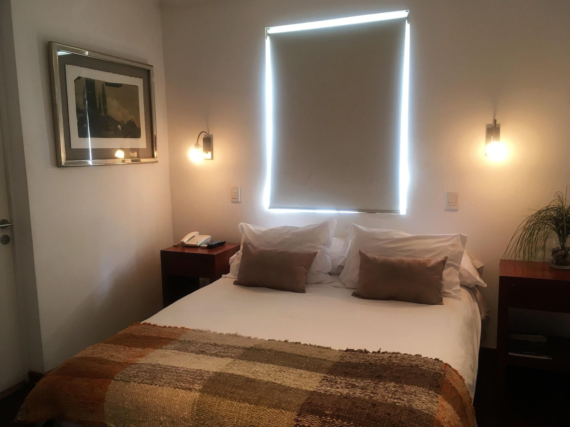 Meridiano Sur Petit Hotel Сантьяго Экстерьер фото