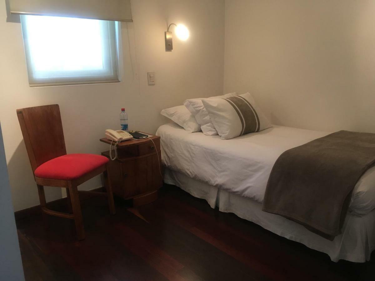 Meridiano Sur Petit Hotel Сантьяго Экстерьер фото